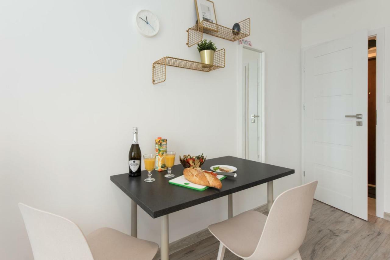 Superapart Belwederska A Ministudio, Balcony, Kitchen, Pet-Friendly, Tv & Wifi Varsavia Esterno foto