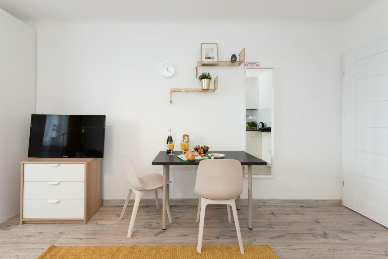 Superapart Belwederska A Ministudio, Balcony, Kitchen, Pet-Friendly, Tv & Wifi Varsavia Esterno foto